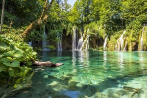 guide to visiting plitvice lakes national park